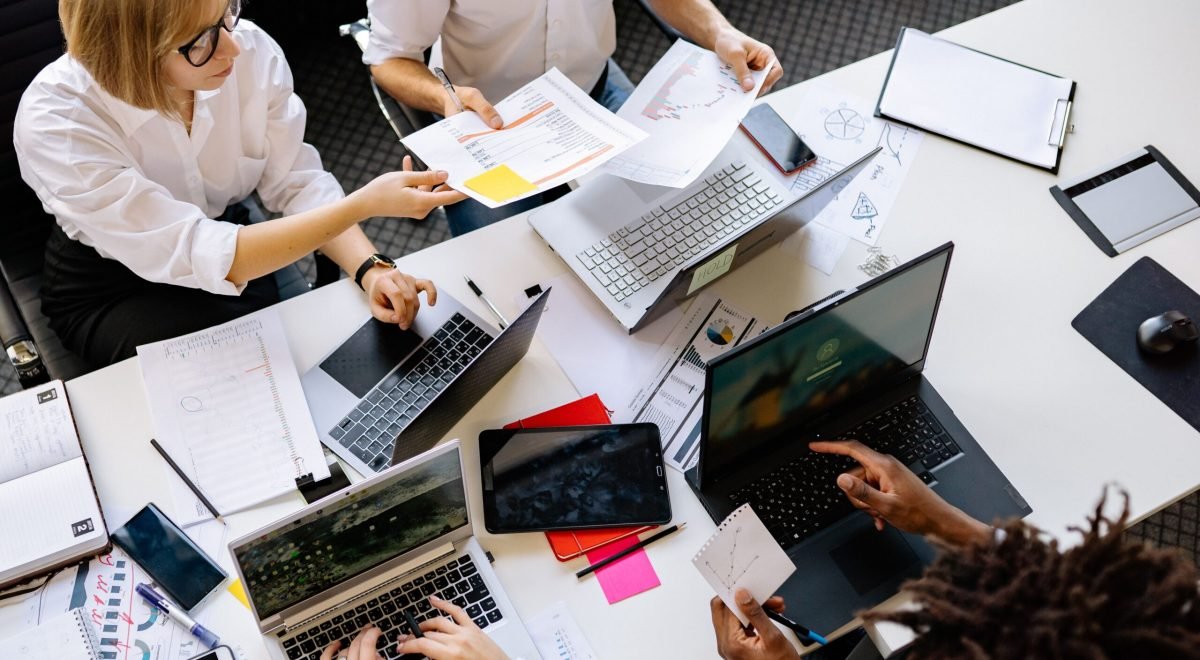 Traditional Marketing vs. Digital Marketing 2026